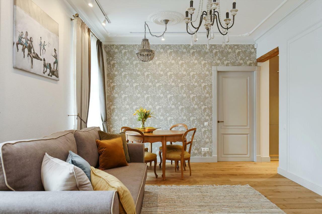 Dzirnavu Residense Lägenhet Riga Exteriör bild