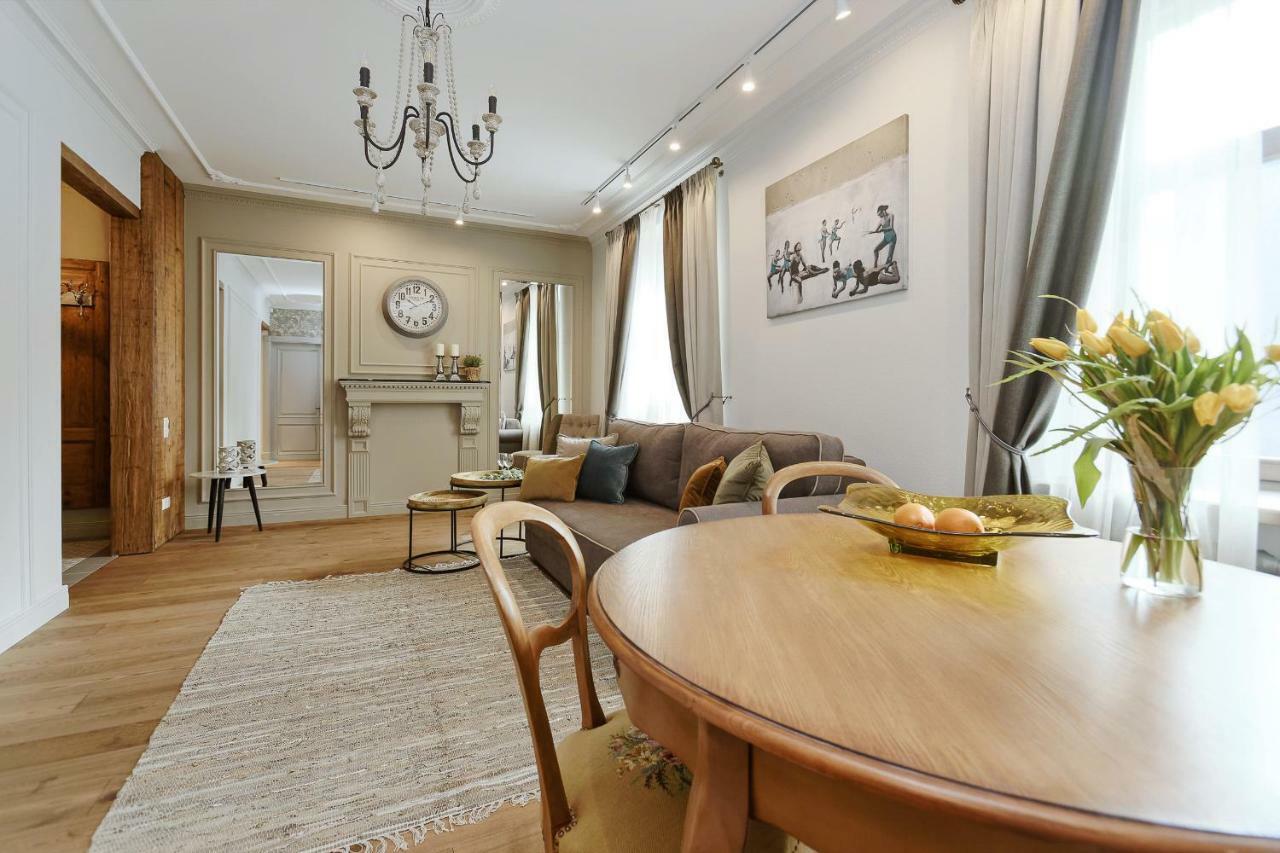 Dzirnavu Residense Lägenhet Riga Exteriör bild